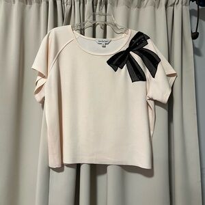 DAVI & DANI Cream Short Sleeve Top with Black Bow Accent